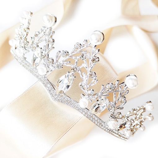 Elegancka korona tiara diadem z perłami kryształkami ŚLUBNA ozdoba na głowę