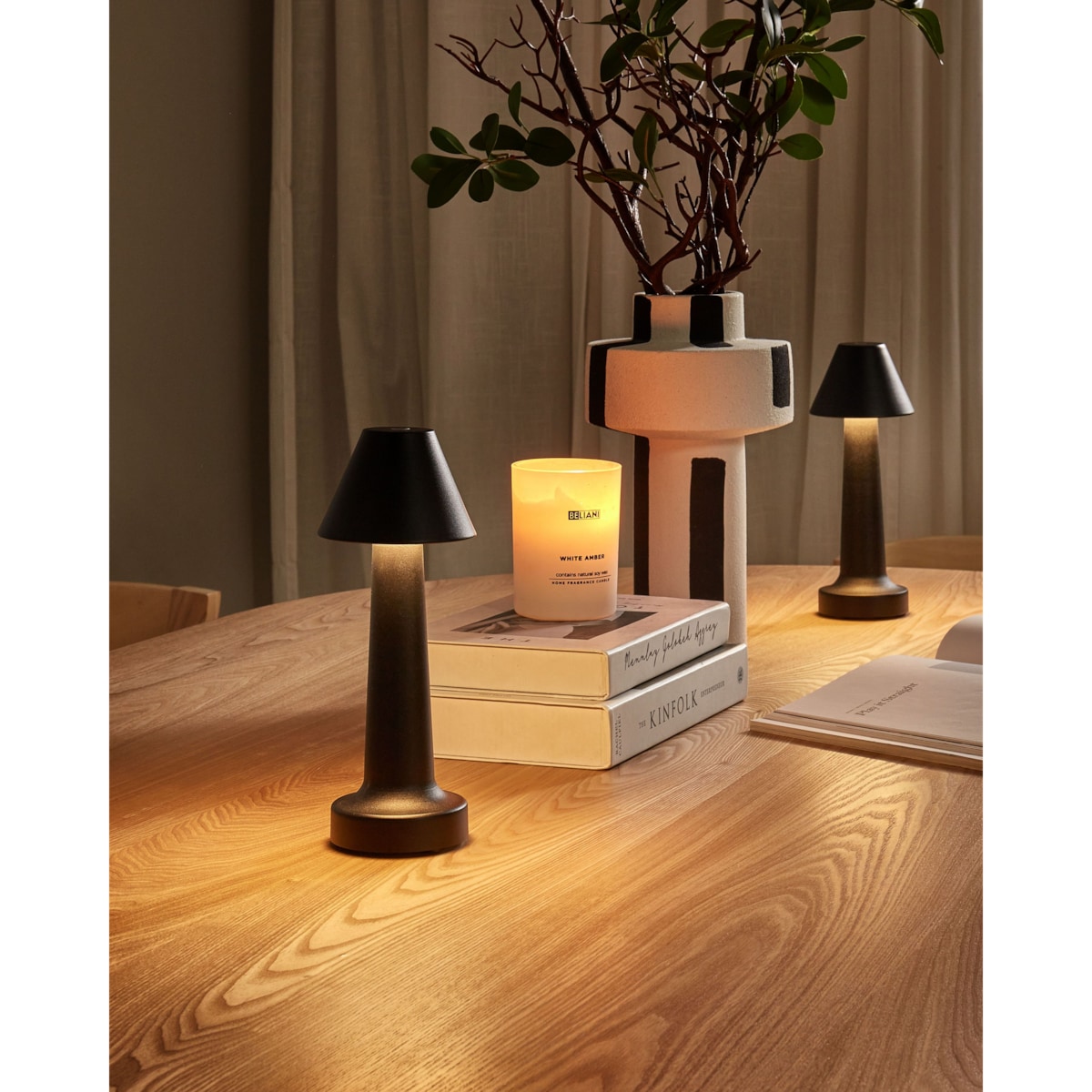 Zestaw 2 bezprzewodowych lamp stołowych LED JOANES Ze ściemniaczem Metal Czarny