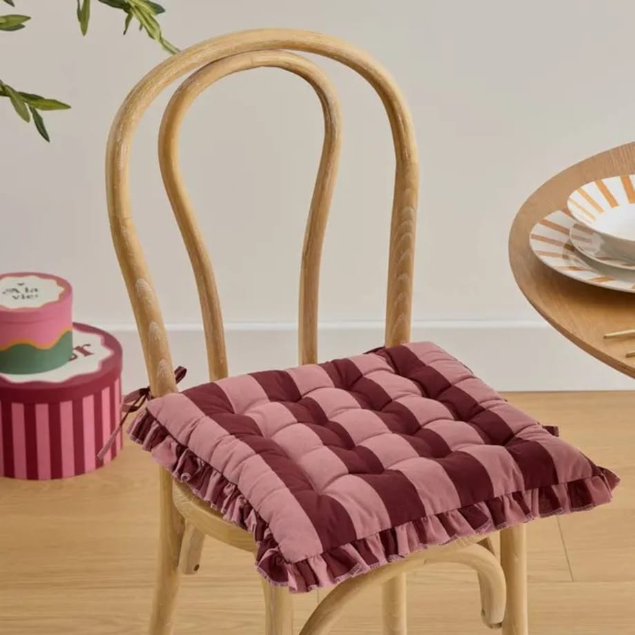 Poduszka dekoracyjna na krzesło Cherry 38x38 cm