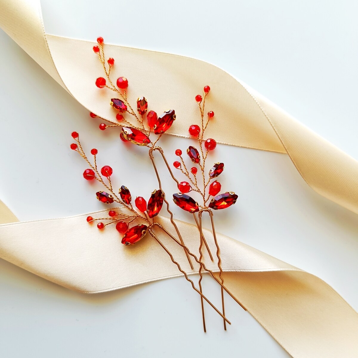 ozdobne złote czerwone wsuwki szpilki spinki do FRYZURY upięcia gałązki