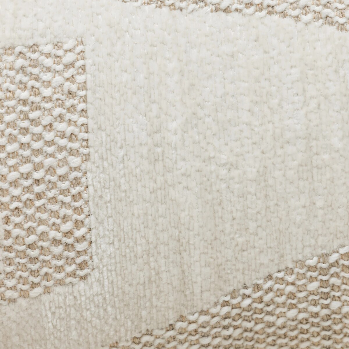 Fotel wypoczynkowy z drewna jesionowego 74x75x73 cm MALICO beżowo-kremowy