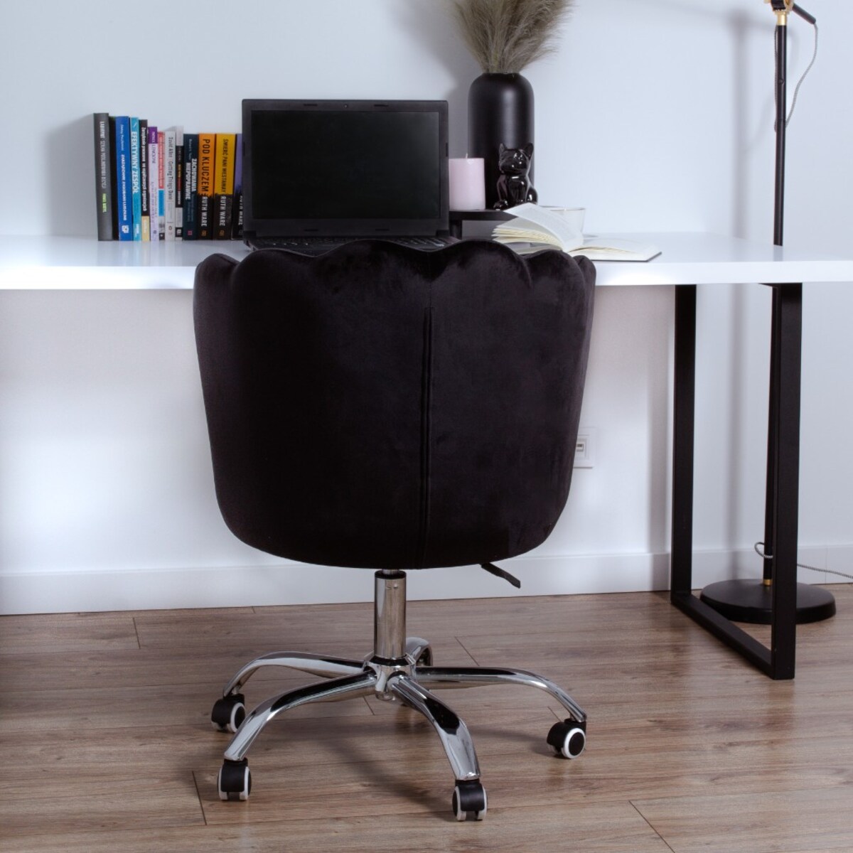 Fotel biurowy krzesło obrotowe regulowane welurowe muszelka