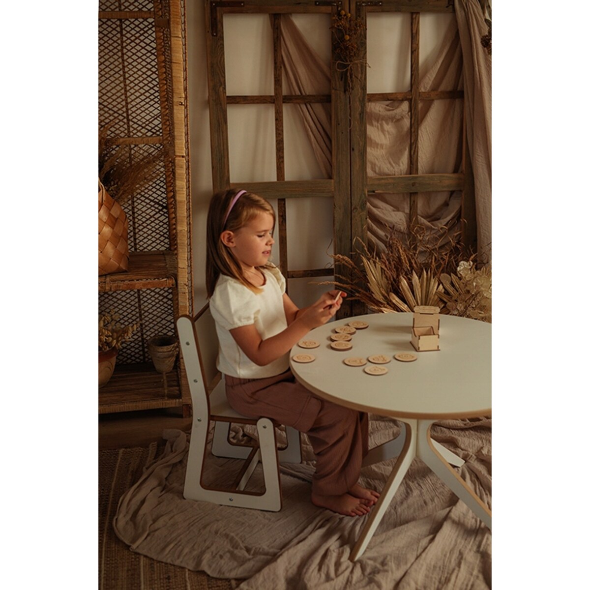 Stolik dla dzieci dziecięcy okrągły do pokoju dziecięcego PL CE