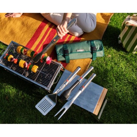 Łopatko-szczypce do przewracania GrillOut Joseph Joseph