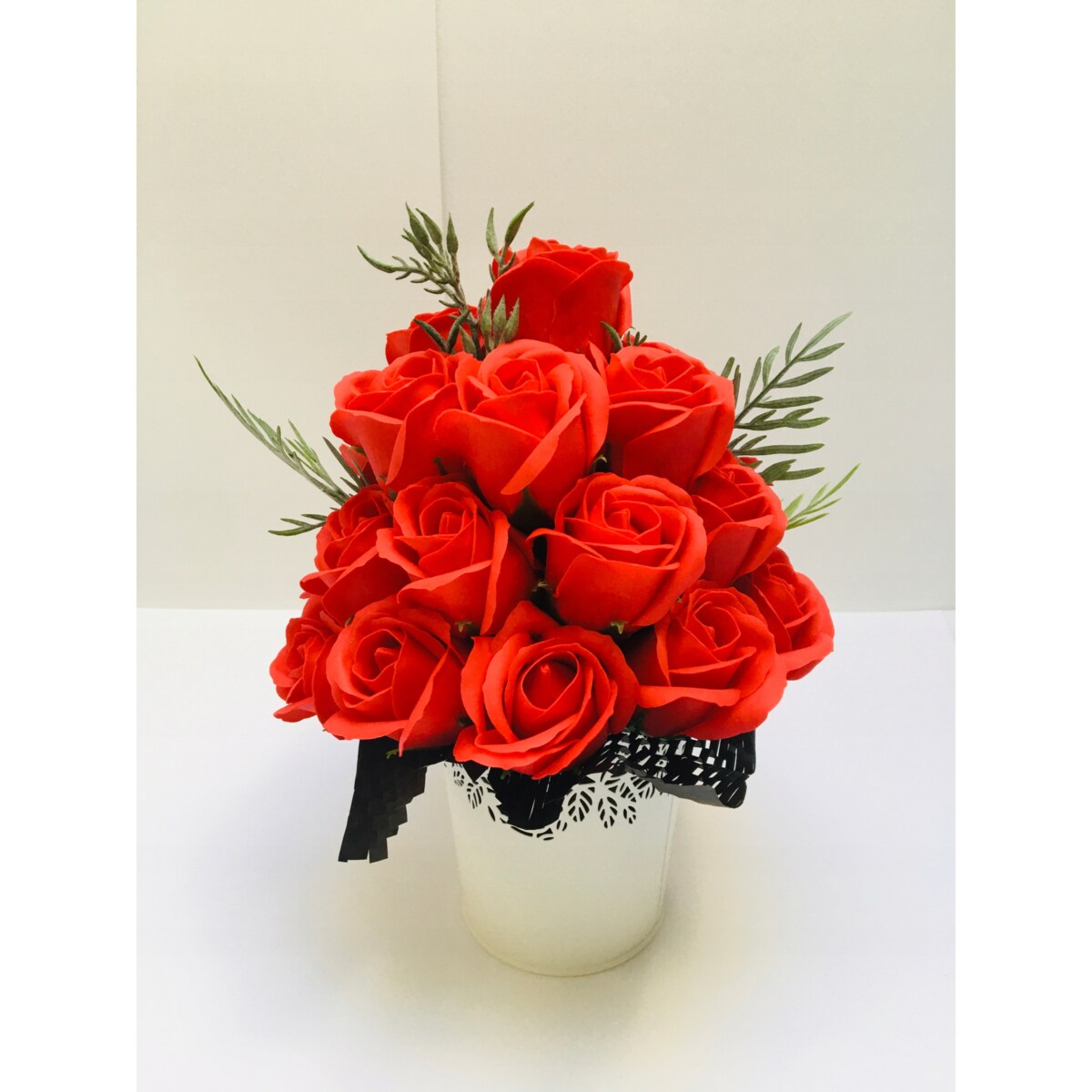 BUKIET KWIATY Z MYDŁA pachną róża czerwona na prezent upominek dla bliskich