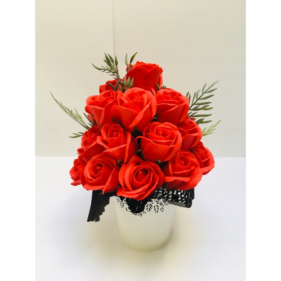 BUKIET KWIATY Z MYDŁA pachną róża czerwona na prezent upominek dla bliskich