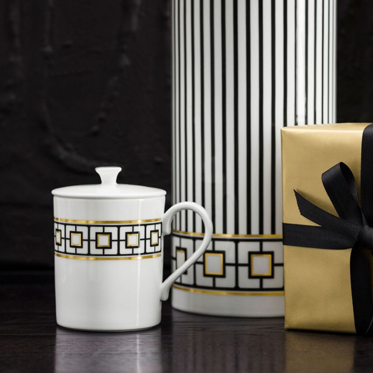 Kubek z pokrywką MetroChic Gifts, 320 ml, Villeroy & Boch