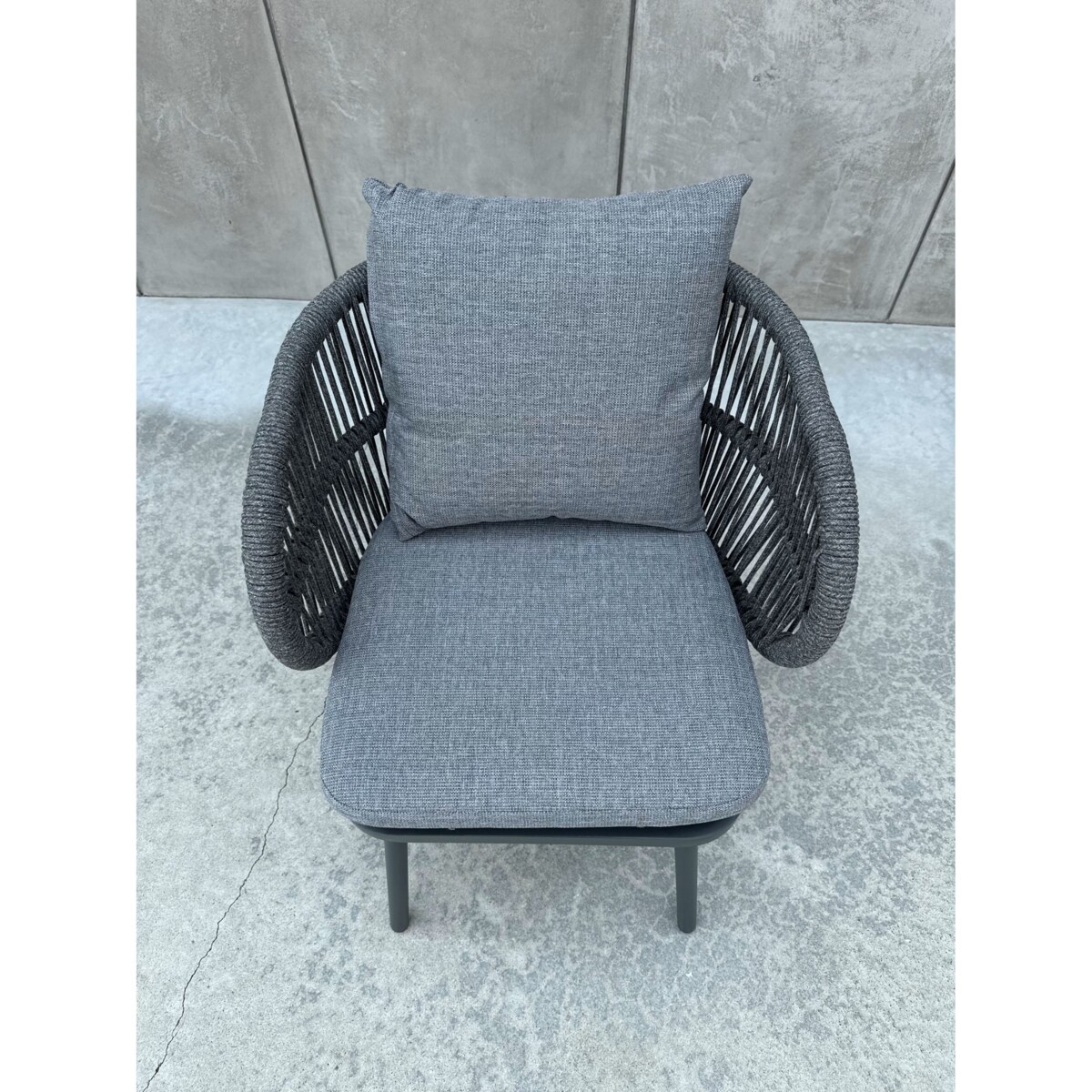 ALUMINIOWY FOTEL AZZURA W KOLORZE SZARYM