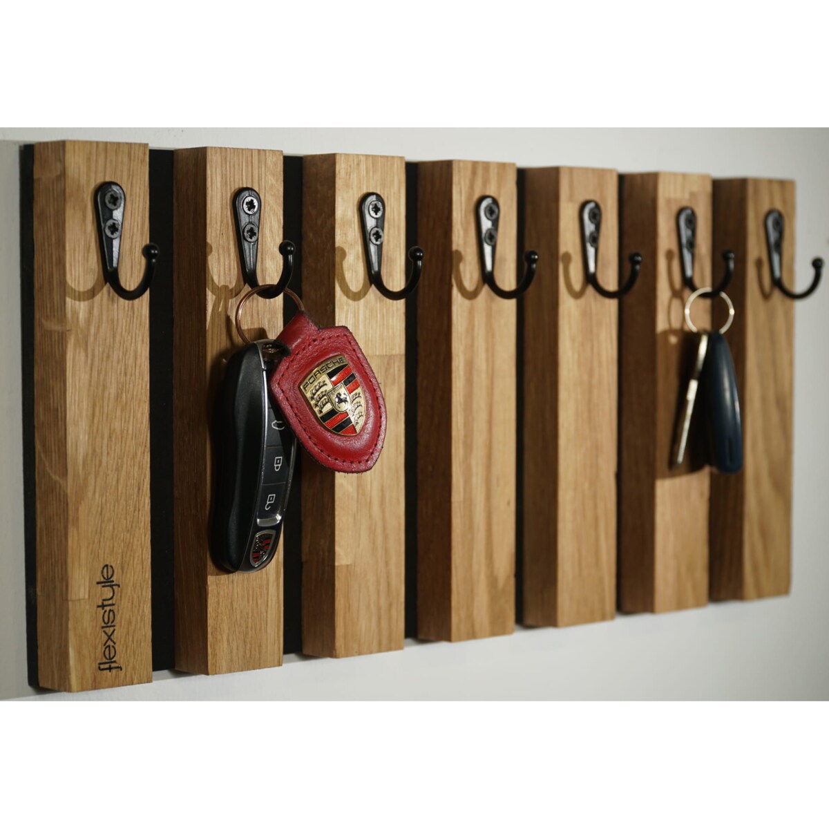 Drewniany wieszak na klucze Lamele 40cm