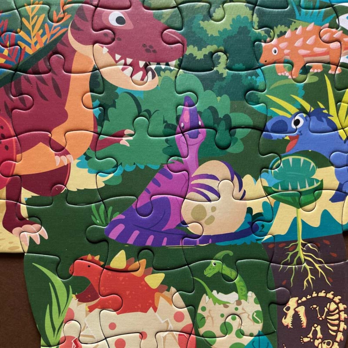 Puzzle edukacyjne - DINOZAUR TRICERATOPS - 180 szt