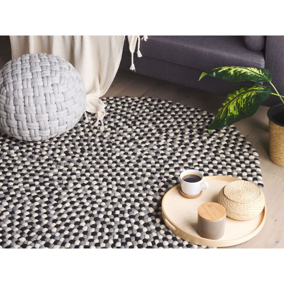 Dywan okrągły z filcowych kulek ø 140 cm wielokolorowy PENEK