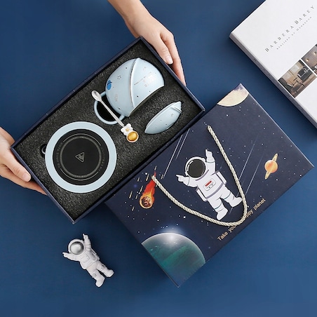 ZESTAW KUBEK Z PODGRZEWACZEM + Łyżka + Kabel USB PREZENT KUBEK ŚWIĄTECZNY