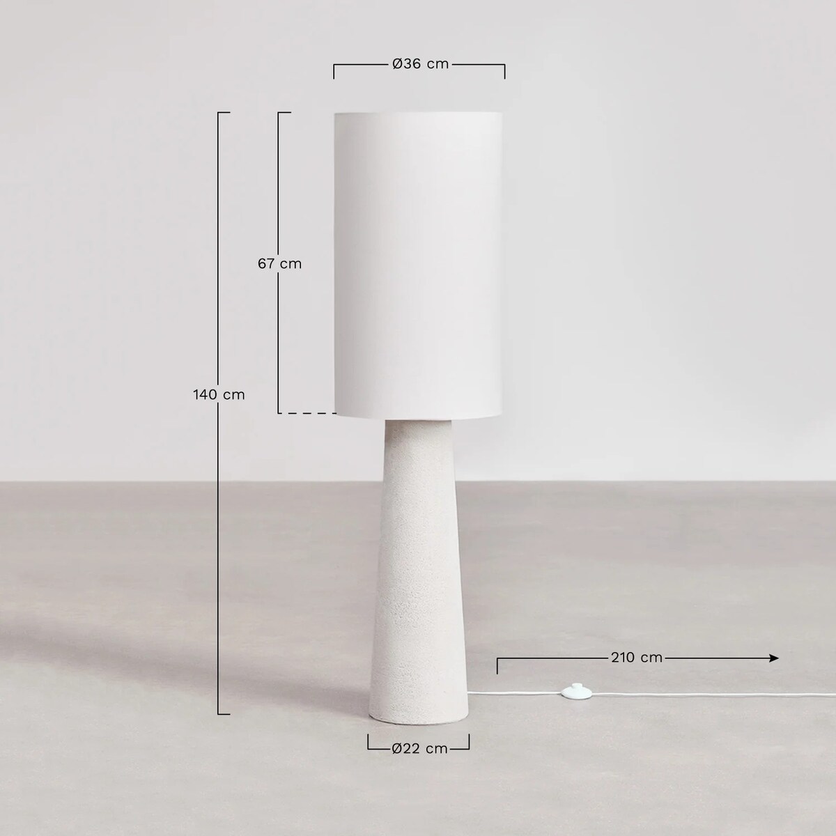 Lampa podłogowa Loana z lnu i włókna szklanego czarna 140 cm