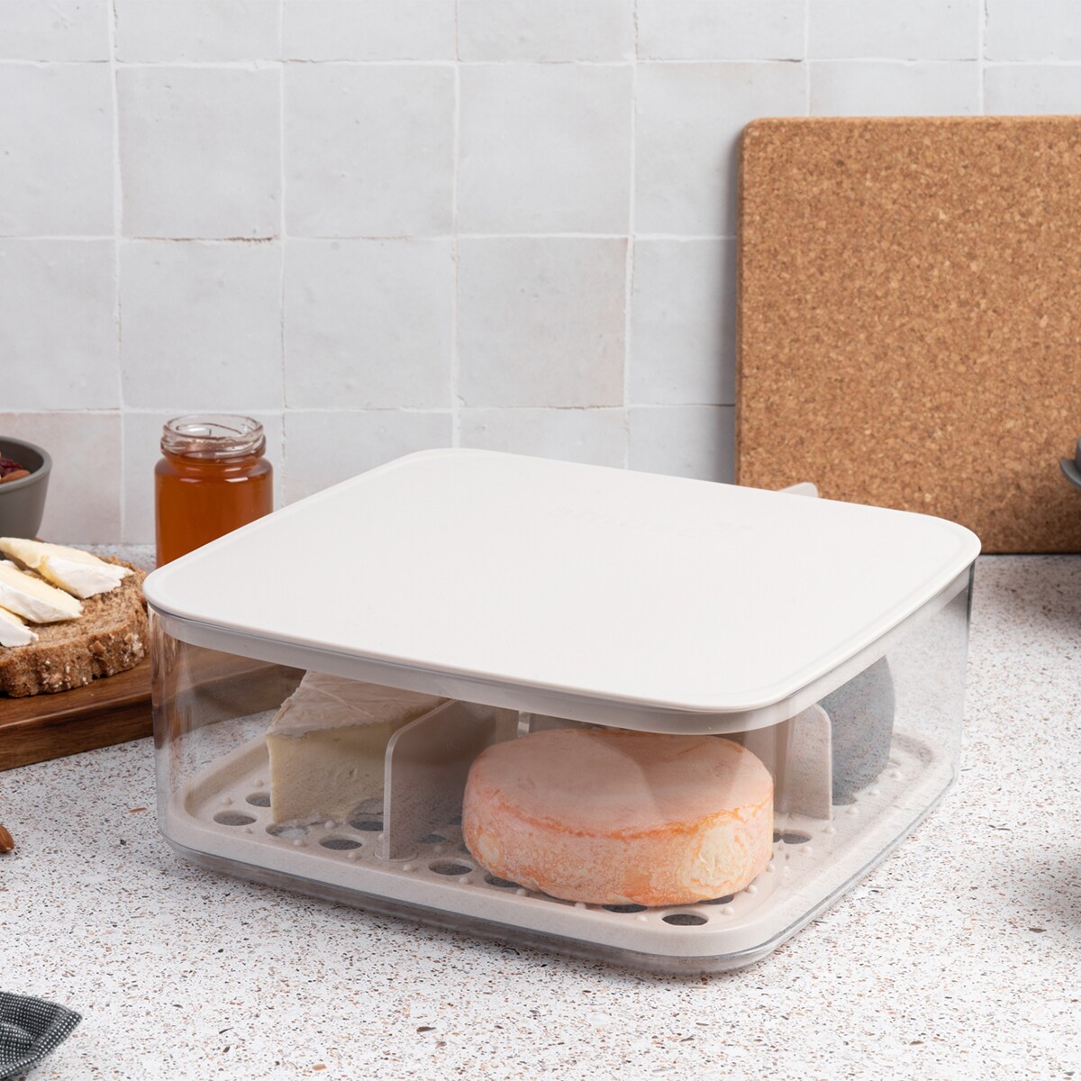 Amuse pojemnik na sery do lodówki beżowy