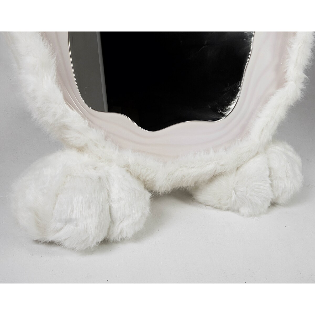 Lustro stojące BUNNY z oświetleniem LED 240x150 cm