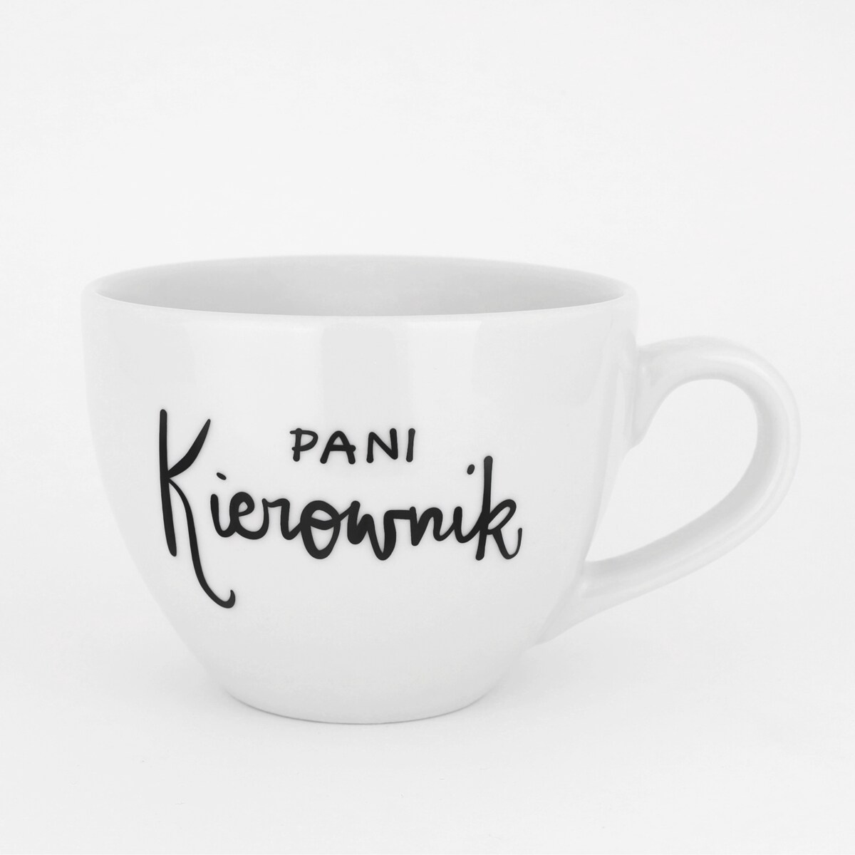 Biały kubek porcelanowy 500 ml - napis pani kierownik dla szefowej na dzień szefa