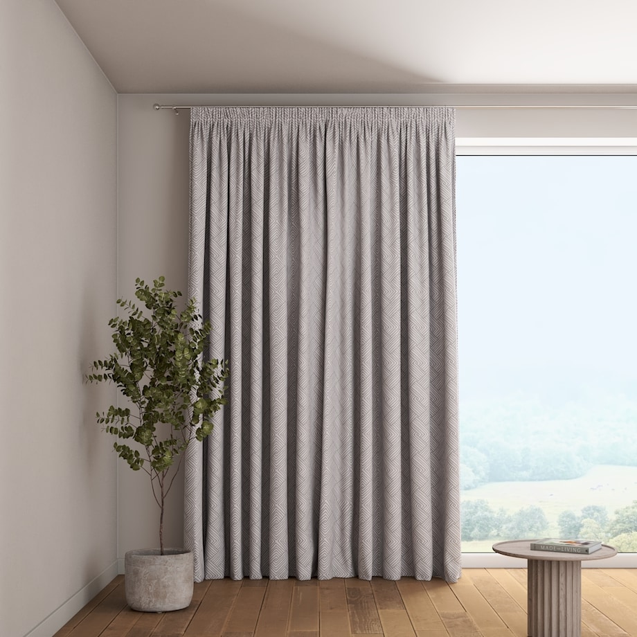 Zasłona na taśmie marszczącej 1 szt. 130x260 szare wzory geometryczne