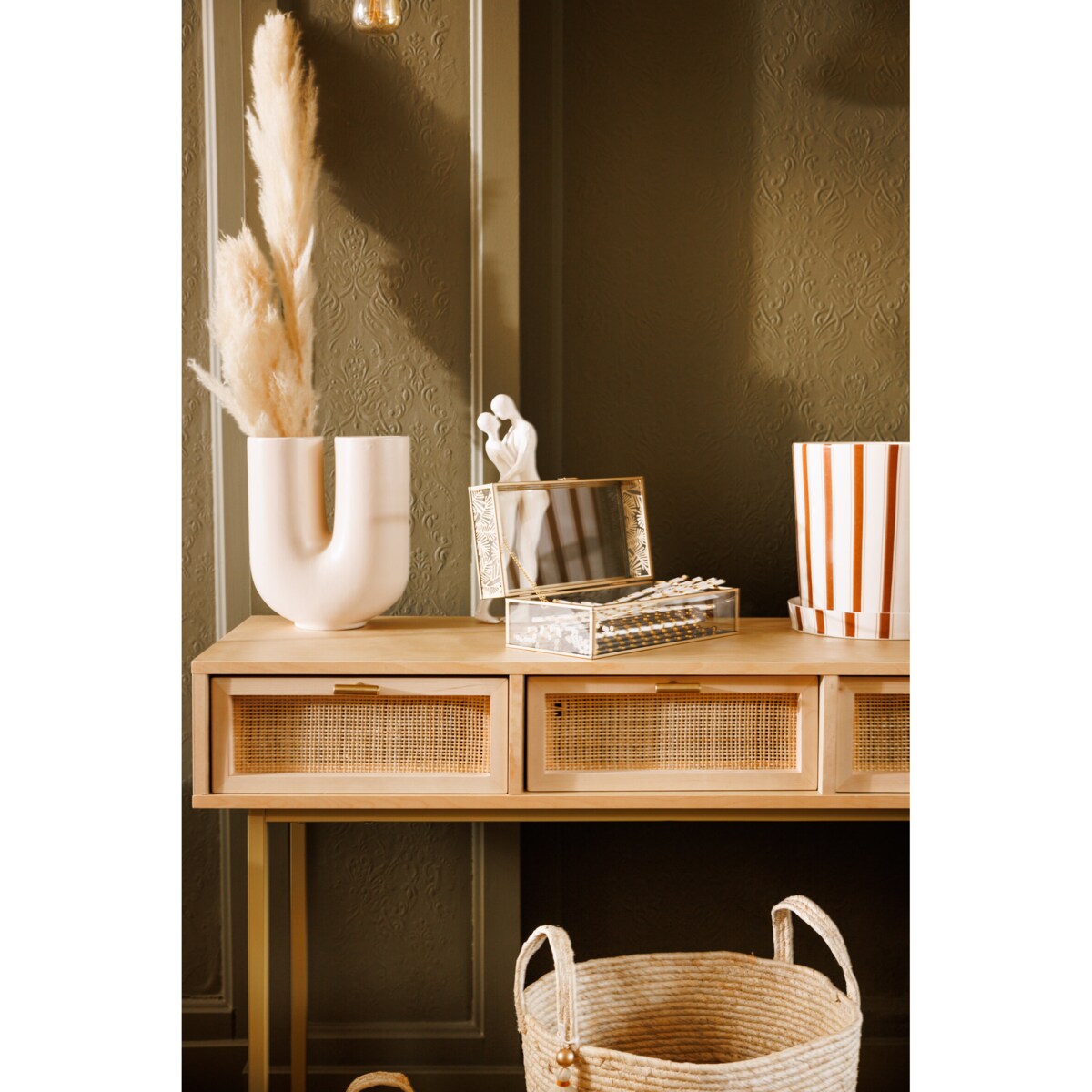 Wąska konsola boho RAYO z 3 szufladami i plecionką wiedeńską