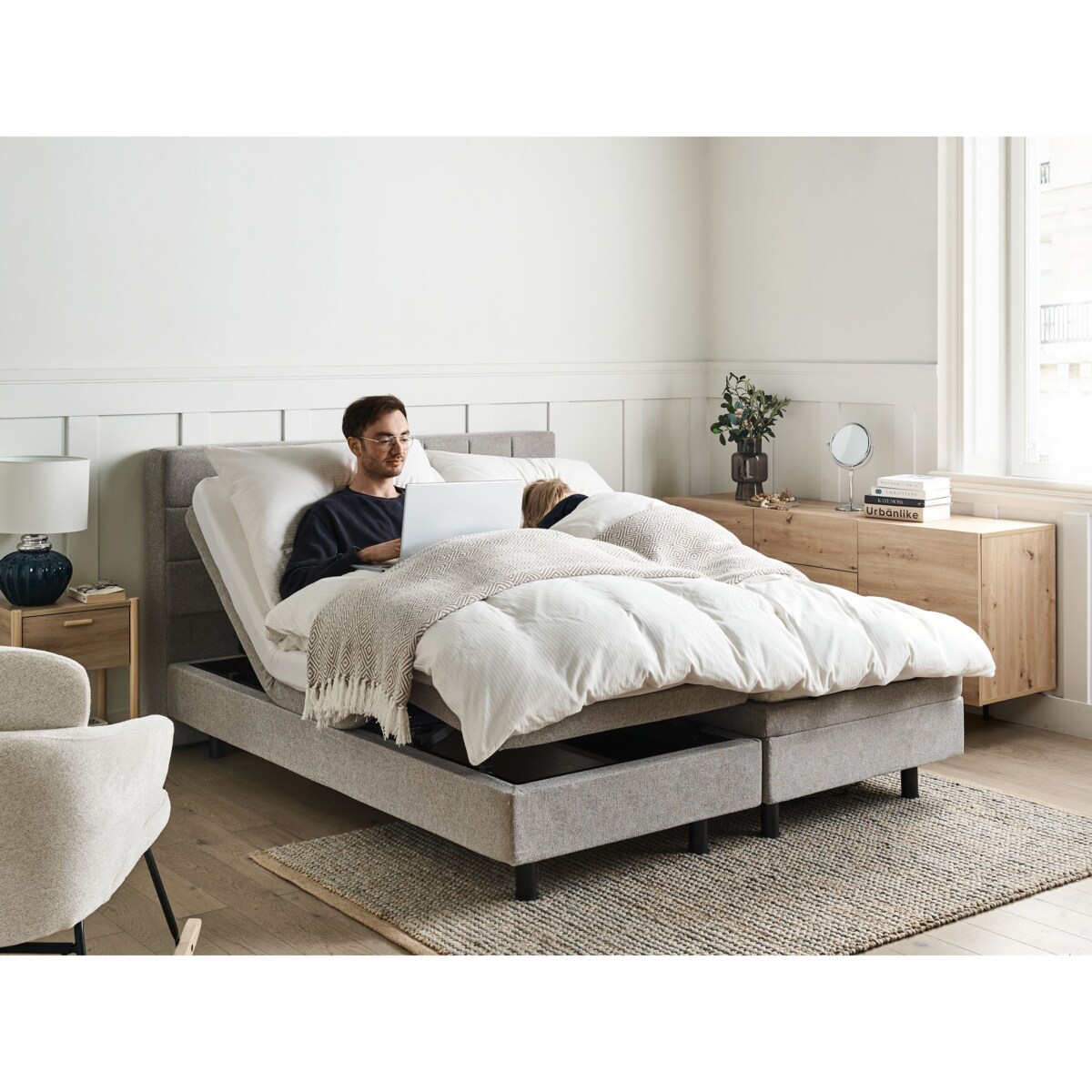 Łóżko regulowane DUKE 160 x 200 cm Jasnoszary