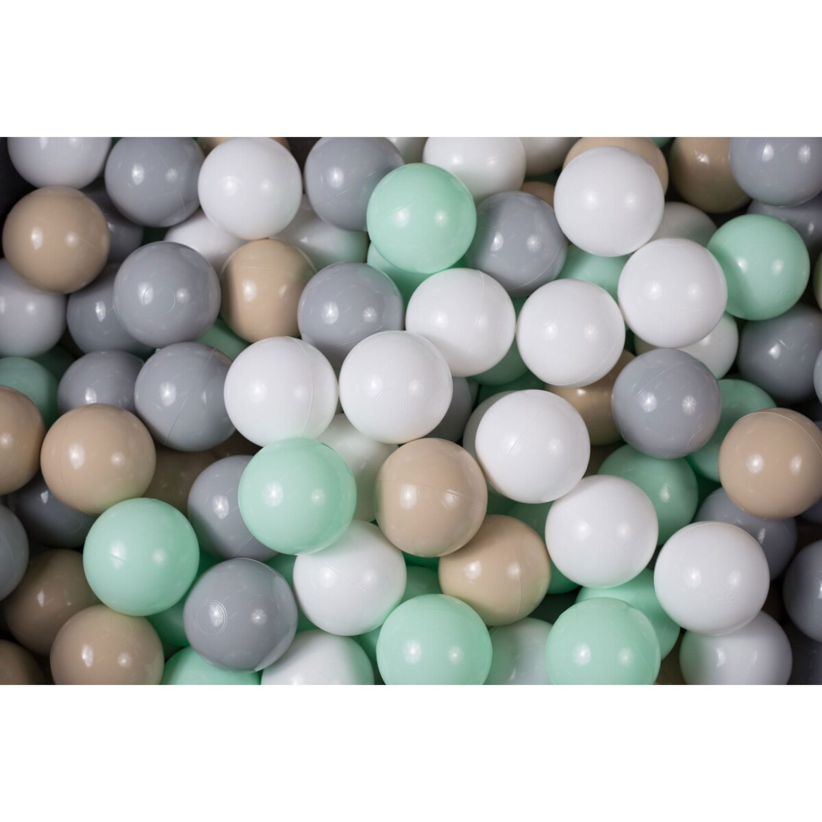 Zestaw Plastikowych Piłeczek 7cm dla Dzieci, Kulki do Basenu 50szt.: Miętowe/Beżowe/Szare/Białe