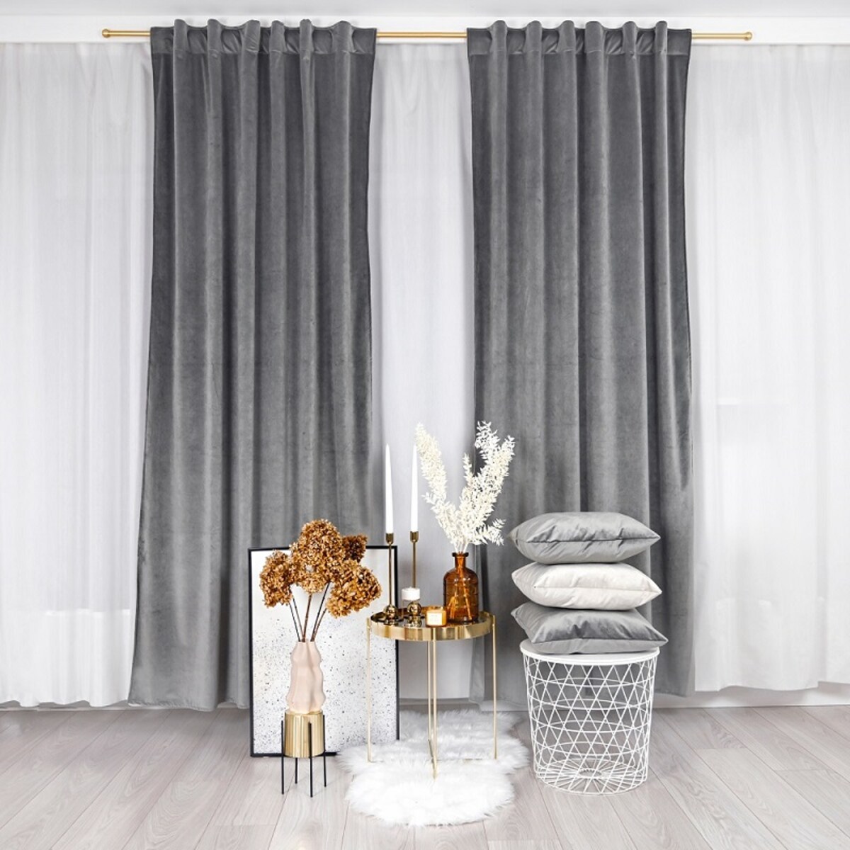 Zasłona z weluru w ciemnoszarym kolorze 140x250