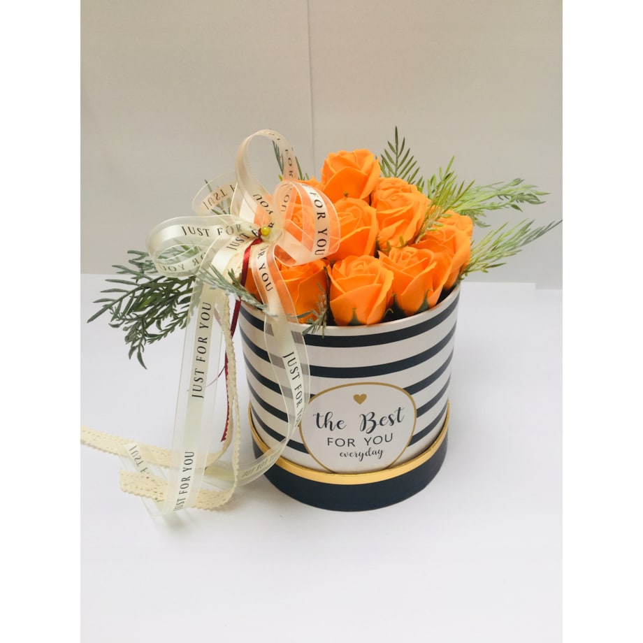 FLOWER BOX DUŻY piękny pachnie kwiaty mydlane na urodziny dzień mamy 18