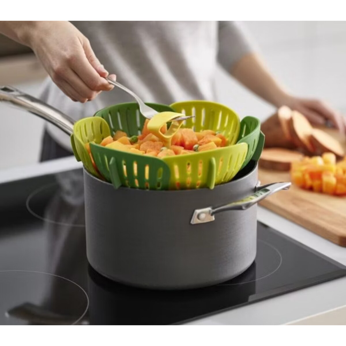 Koszyk do gotowania na parze zielony Bloom, 16 x 16 x 10 cm, Joseph Joseph