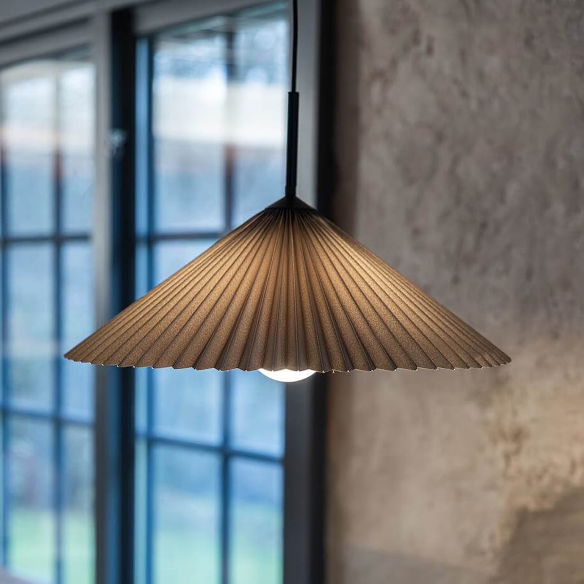 Wisząca lampa do sypialni Plisado 108709 Markslojd materiałowa beżowy