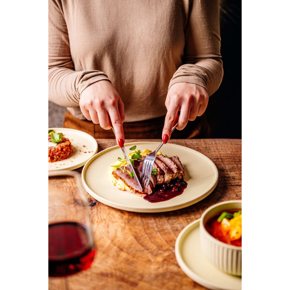 Serwis obiadowy Anun beżowy na 6 osób 18 szt. Nowoczesny Do zmywarki Komplet talerzy