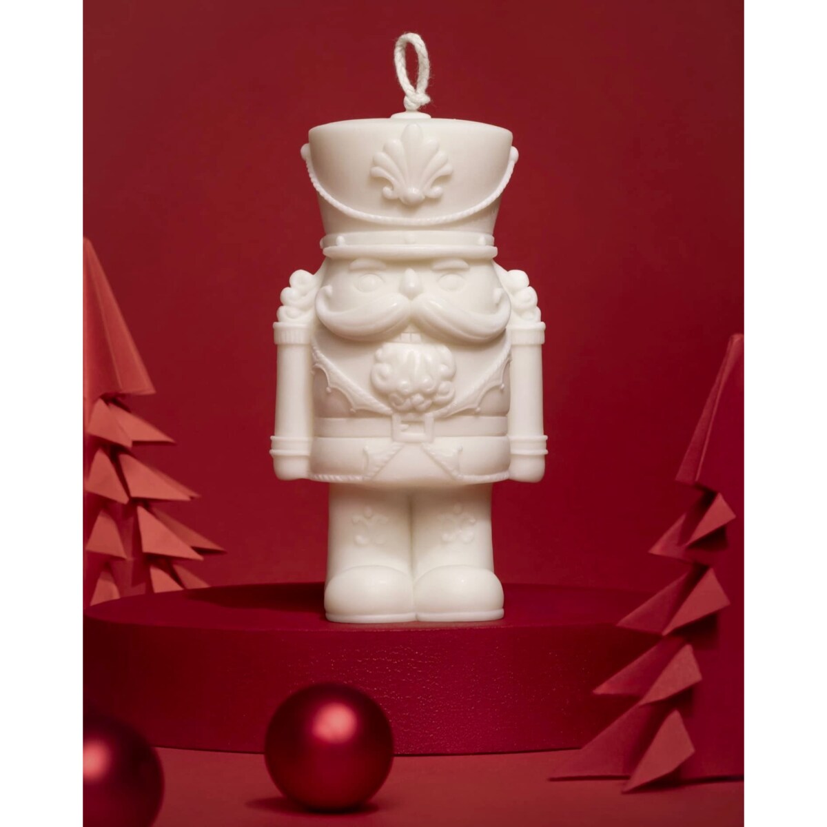 Świeca sojowa Dziadek do Orzechów – ręcznie robiona świąteczna dekoracja ecru