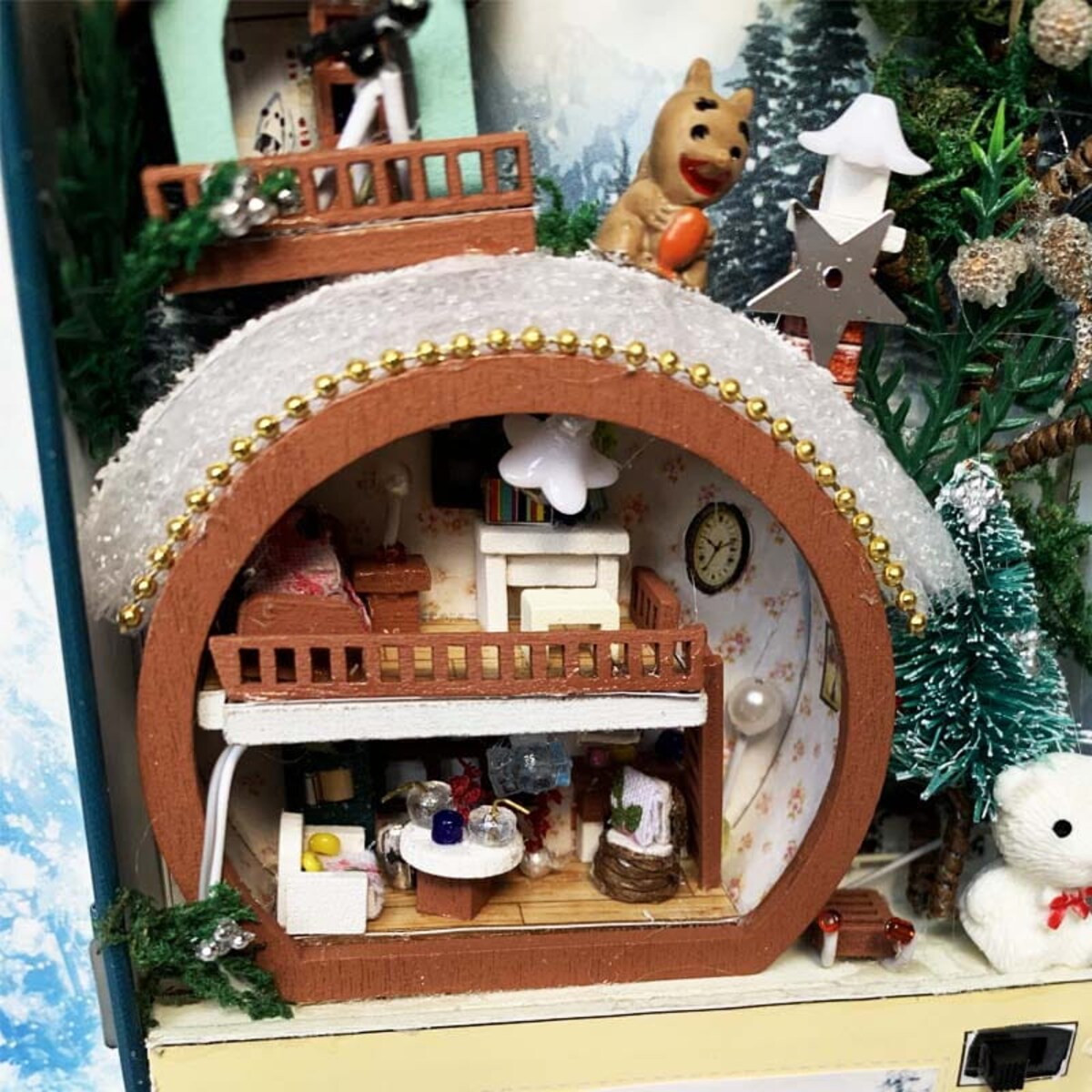 Miniaturowy domek - Zimowa zabawa