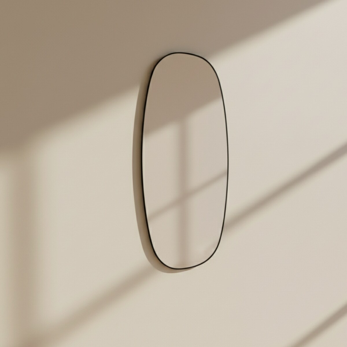 Owalne lustro wiszące OVYN, 60 x 32 cm