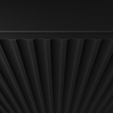 Szafka RTV NOELI, wisząca z ryflowanymi frontami pod telewizor- czarna