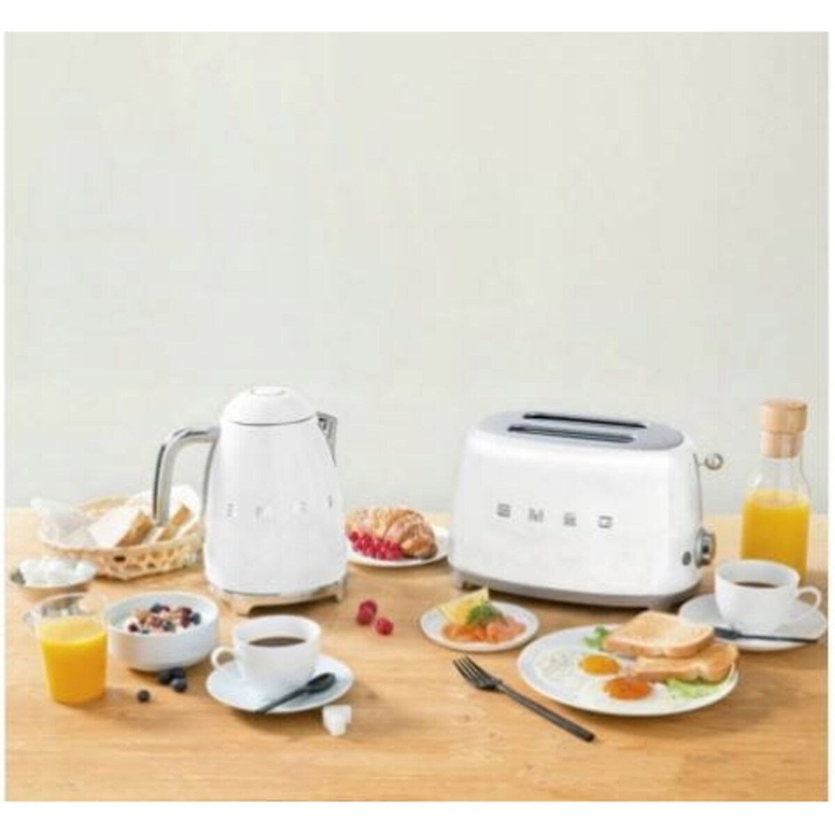 Czajnik Elektryczny Smeg Klf03Whmeu Biały mat