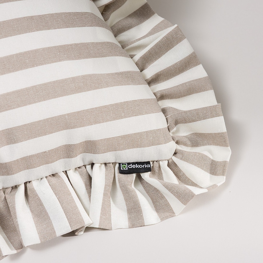 Poszewka Paula z falbaną 45x45 beżowo-białe pasy (1,5cm)