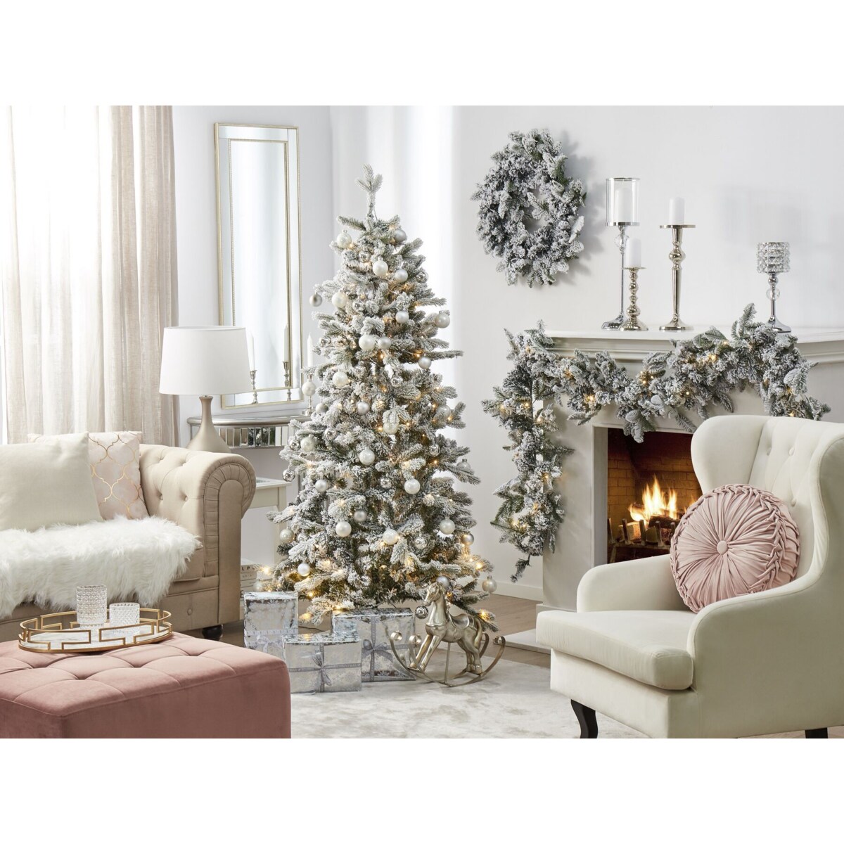 Ośnieżona sztuczna choinka ze światełkami 210 cm biała TATLOW