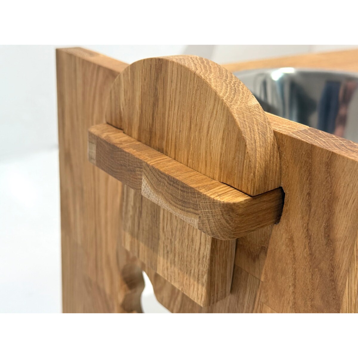 Miska dla psa na stojaku drewnianym XXL