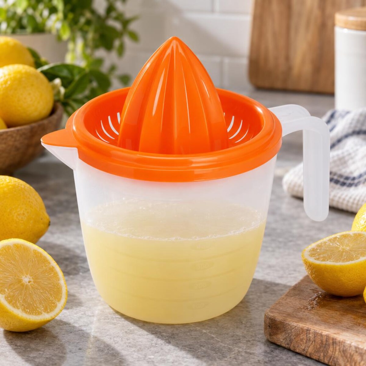 Wyciskacz do cytryn z dużym pojemnikiem, 600 ml
