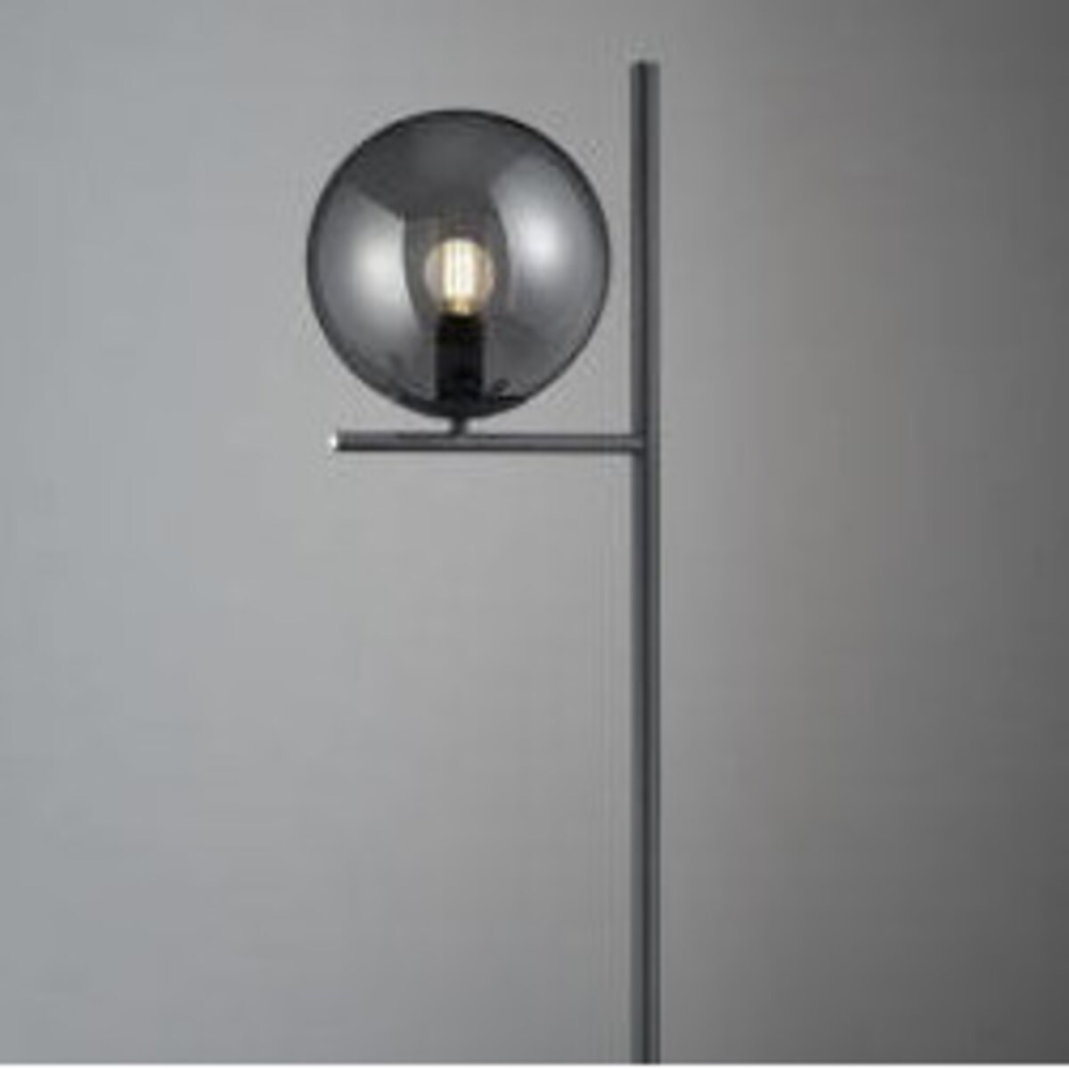 Stojąca LAMPA podłogowa PURE 402000142 Trio modernistyczna OPRAWA szklana kula grafitowa przydymiona