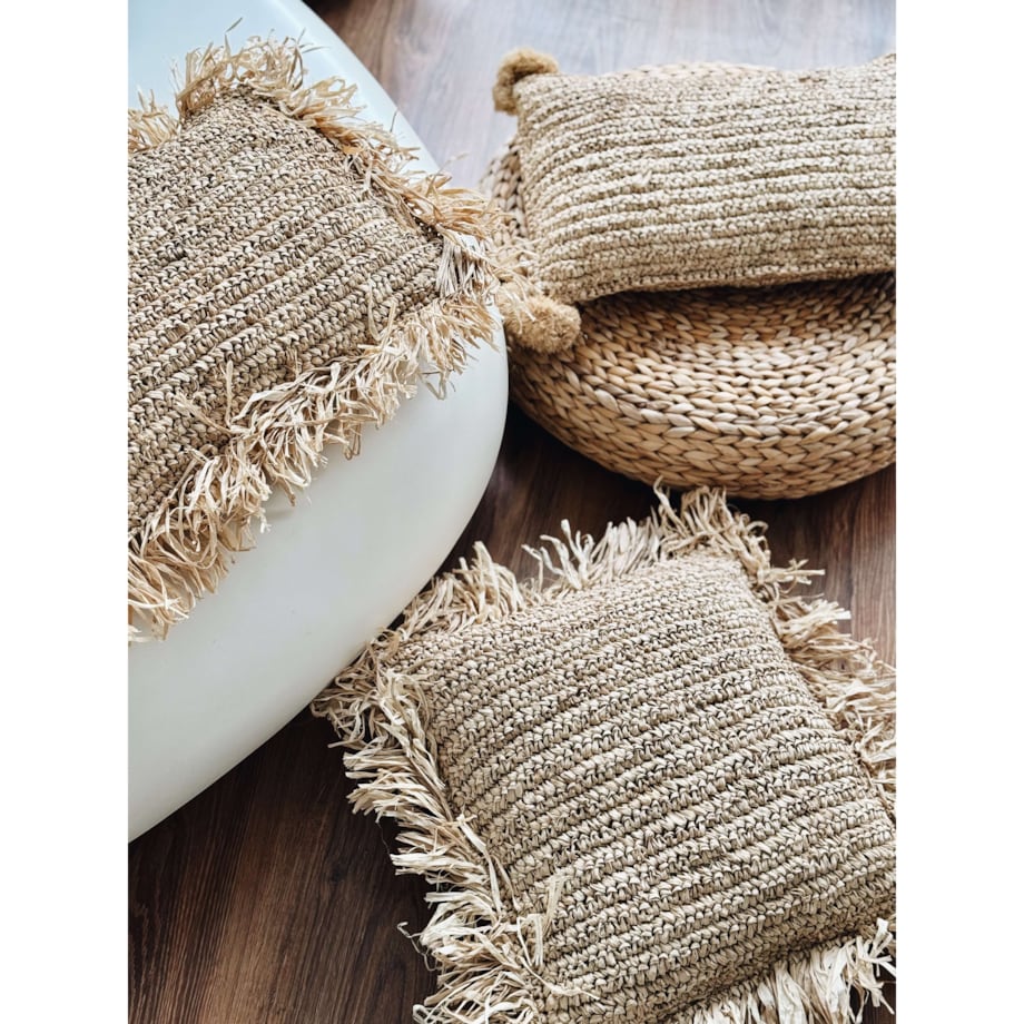 POSZEWKA TROP PROSTOKĄT Z POMPONAMI