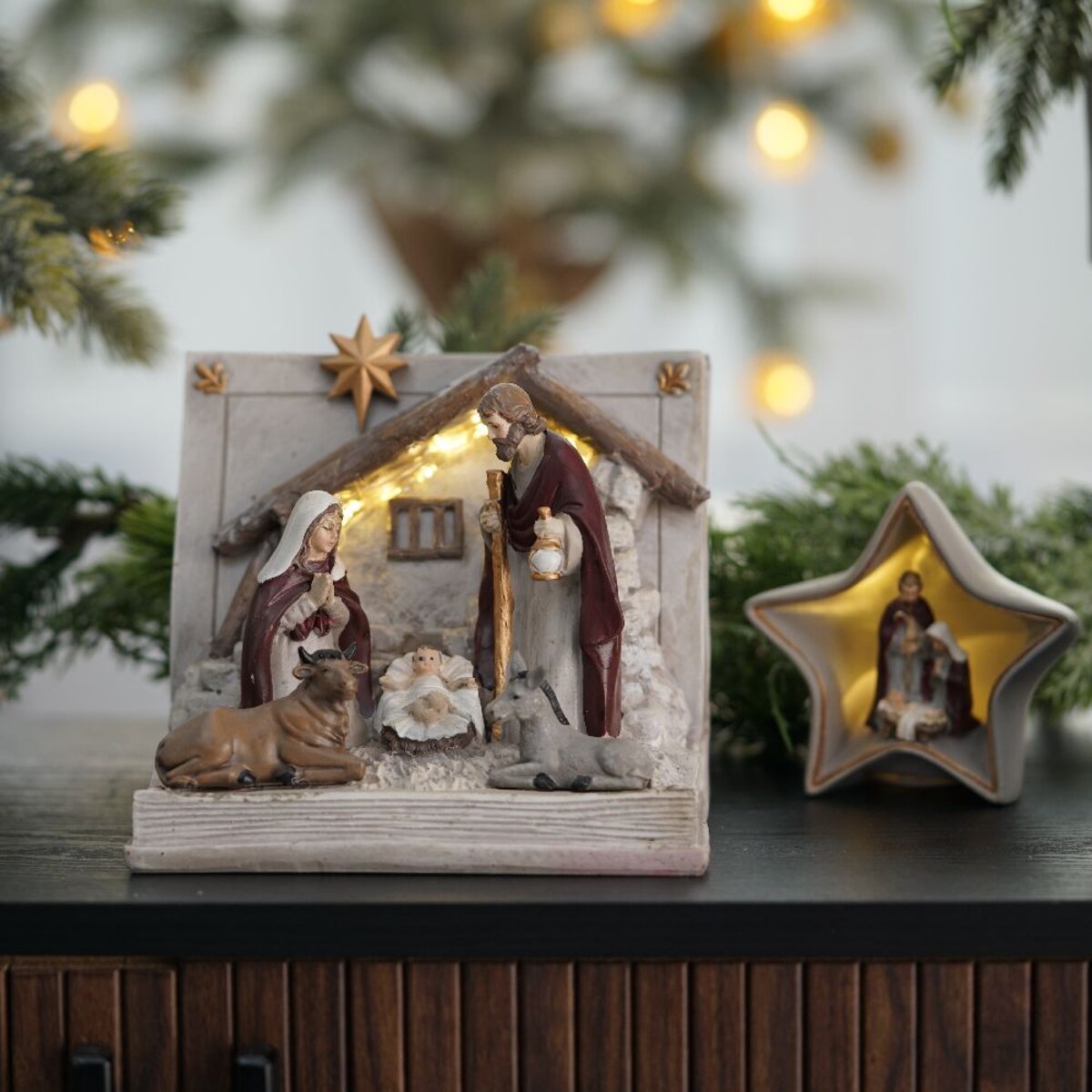 VILLA ITALIA Szopka bożonarodzeniowa LED Gwiazda 9,5 cm HOLY FAMILY