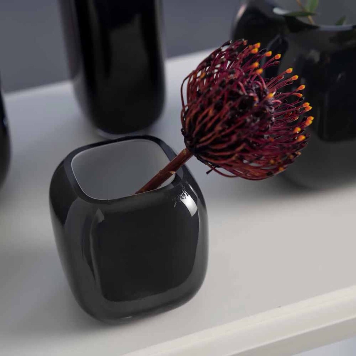 Wazon 9cm czarny Milano - Leonardo