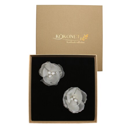Kolczyki białe jedwabne kwiaty naturalne perły handmade ślub oryginał BOHO