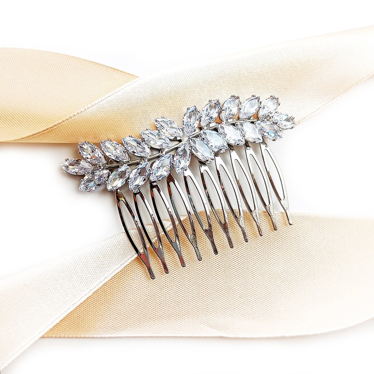 Grzebyk do fryzury ślubnej srebrny