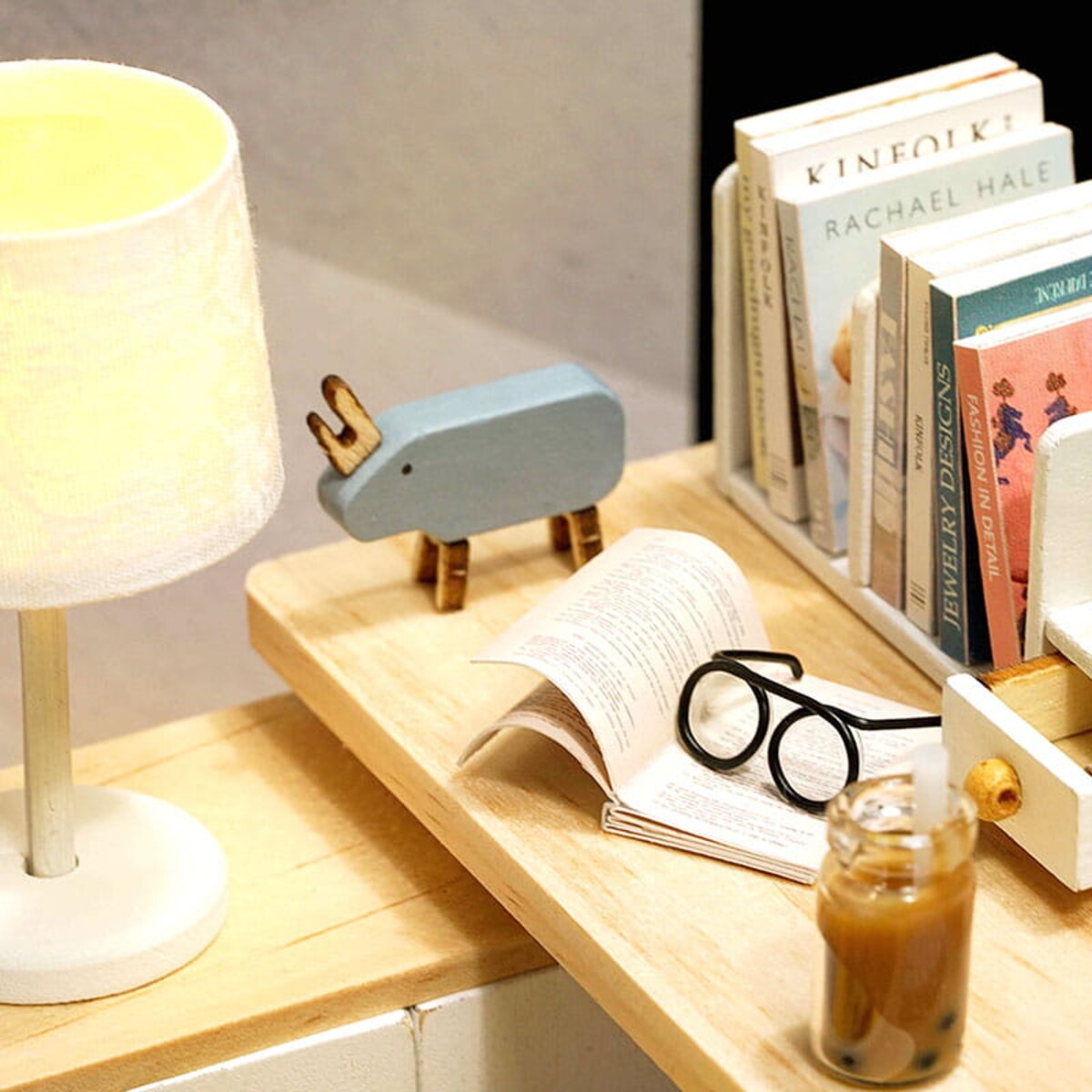 Miniaturowy domek - Studenckie popołudnie