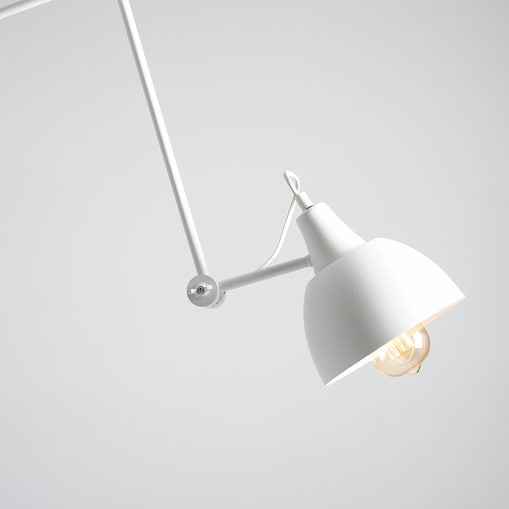 Biała lampa podłogowa Aida 814A Aldex metalowy reflektorek do sypialni