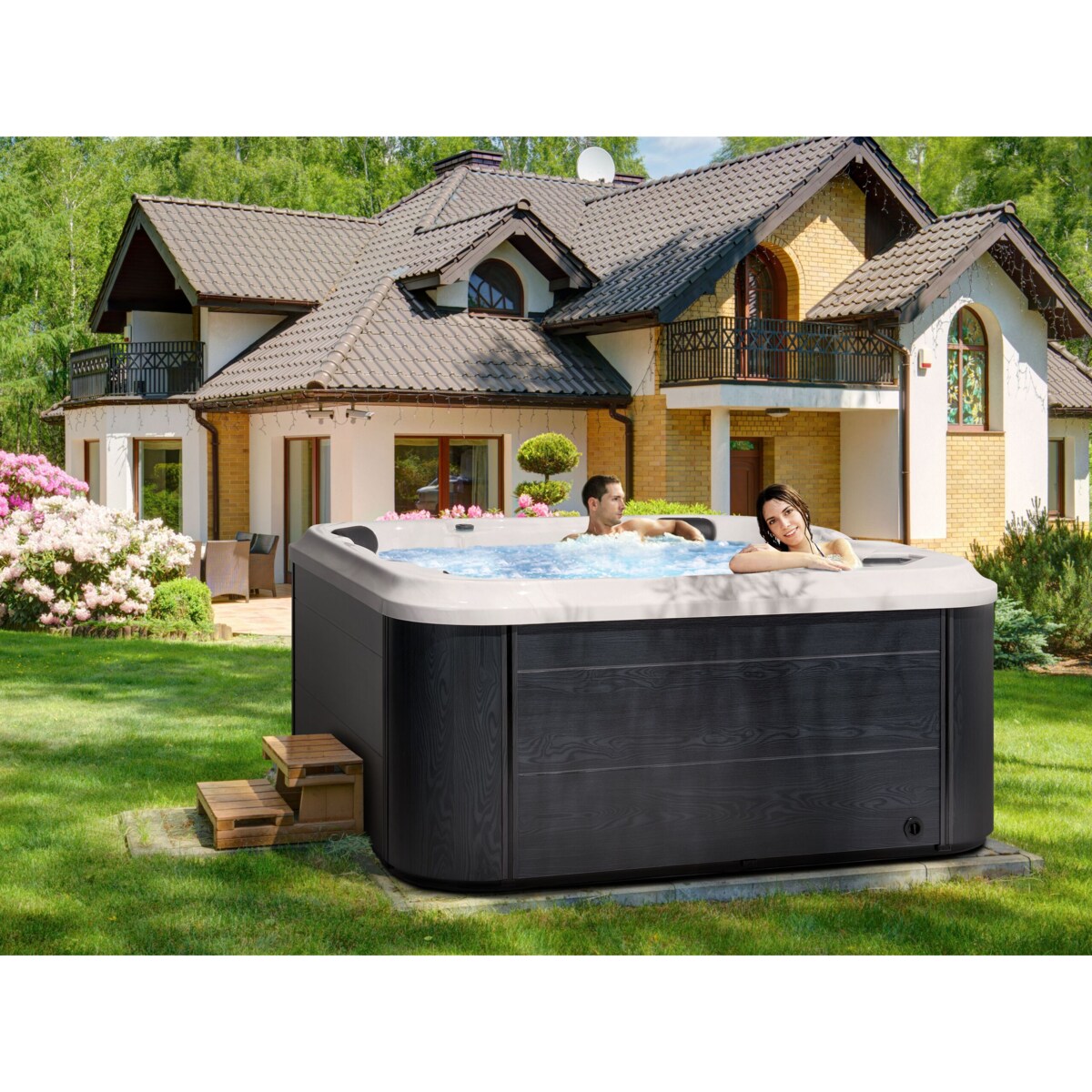 Wanna ogrodowa z hydromasażem biała TULAROSA