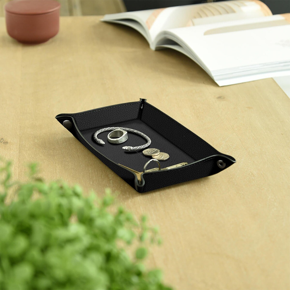 Podstawka na drobiazgi Stackers Pebble Travel prostokątna czarna