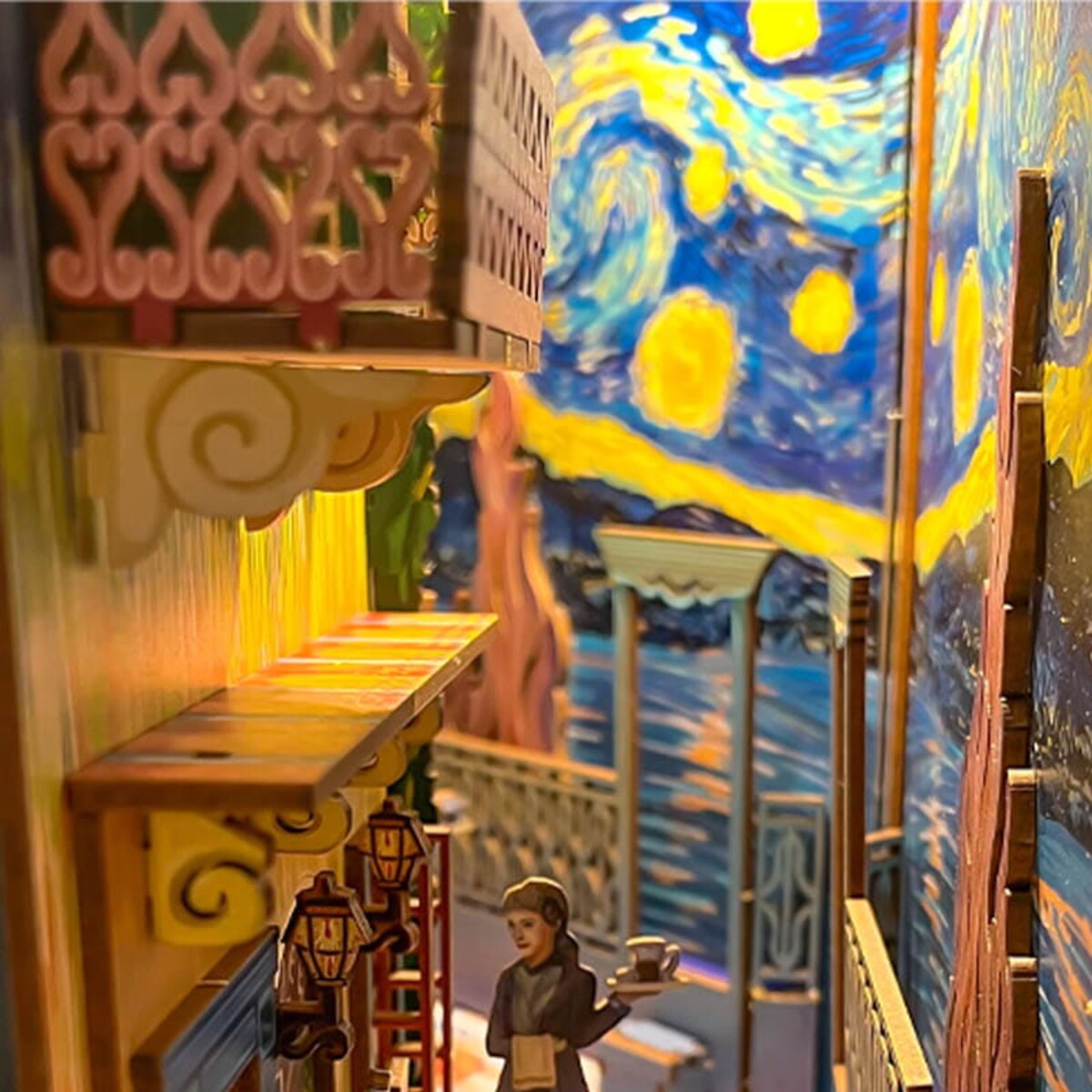 Miniaturowy domek Book Nook - Świat Vincenta - Tonecheer