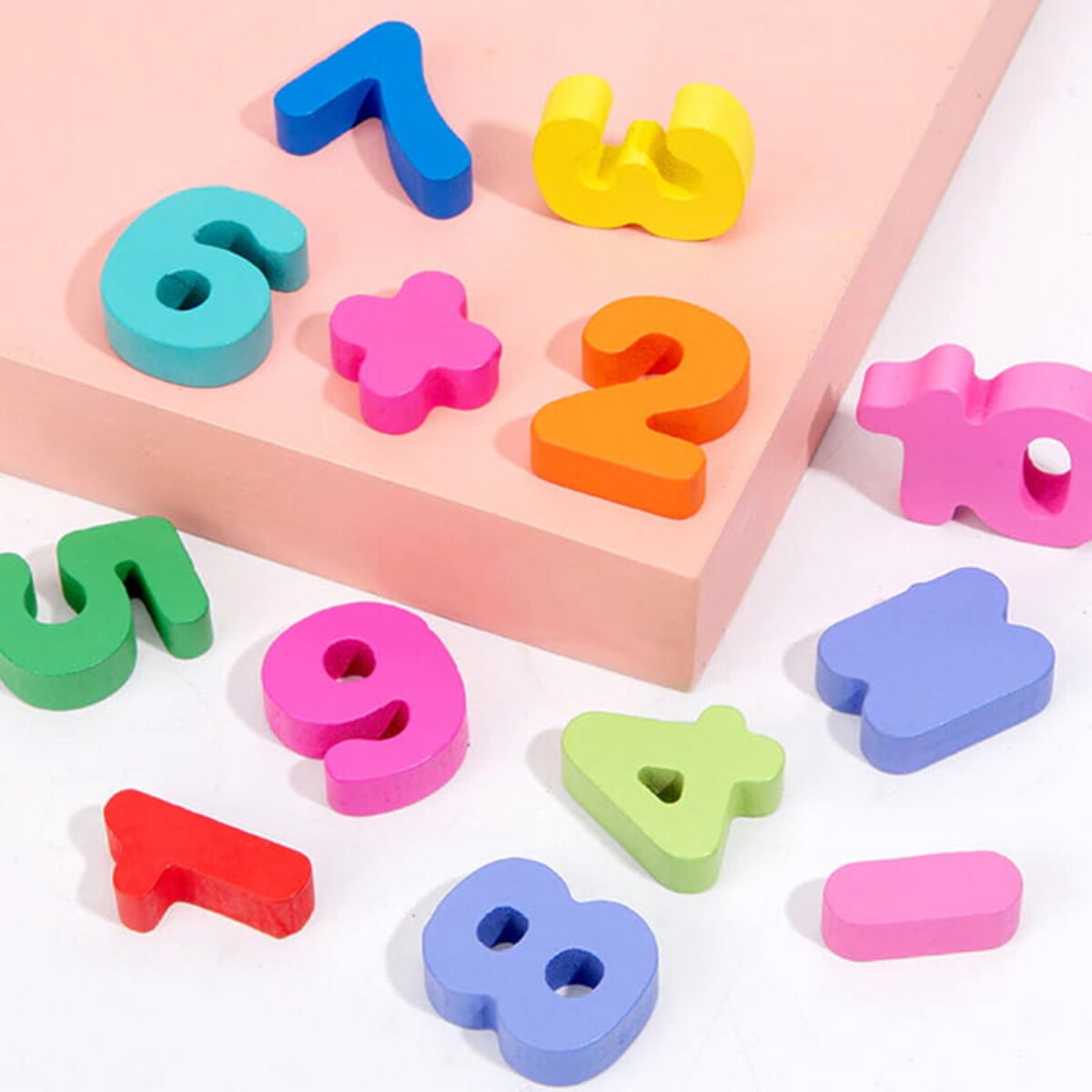 Tablica edukacyjna Montessori - Wesołe podwórko